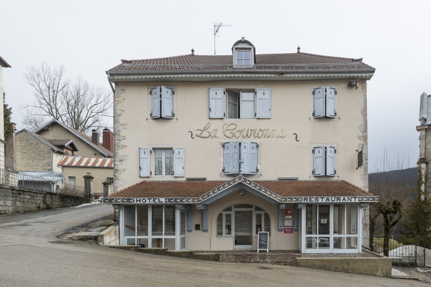 Hotel - LA COURONNE